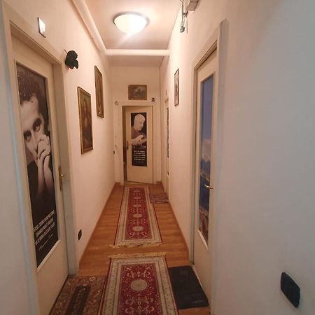 Room "Al Cristo Velato" Neapel Exterior foto
